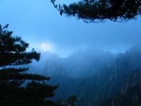 Canon PowerShot G3, 2006:06:29 05:23:43 -- 0.4 sec, f/8.0.  No Flash, Compulsory.2272x1704 Off.