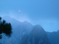 Canon PowerShot G3, 2006:06:29 05:24:21 -- 1/5 sec, f/8.0.  No Flash, Compulsory.2272x1704 Off.