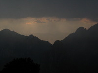 Canon PowerShot G3, 2006:06:29 06:00:11 -- 1/1000 sec, f/8.0.  No Flash, Compulsory.2272x1704 Off.