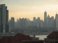 Canon PowerShot G3, 2006:07:01 18:38:40 -- 1/200 sec, f/4.0.  No Flash, Auto.2272x1704 Red-Eye Reduction (Auto).