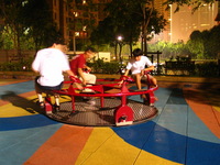 Canon PowerShot G3, 2006:07:02 23:21:52 -- 1 sec, f/2.5.  No Flash, Compulsory.2272x1704 Off.