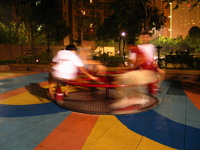 Canon PowerShot G3, 2006:07:02 23:25:13 -- 1/2 sec, f/2.0.  Flash, Compulsory, Red-Eye Reduce.2272x1704 Red-Eye Reduction (On).