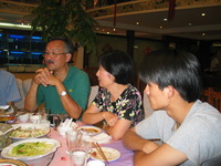 Canon PowerShot G3, 2006:07:04 20:04:40 -- 1/60 sec, f/2.0.  Flash, Auto, Red-Eye Reduce.2272x1704 Red-Eye Reduction (Auto).