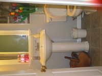 Canon PowerShot G3, 2006:09:17 09:28:28 -- 1/60 sec, f/2.2.  Flash, Auto, Red-Eye Reduce.2272x1704 Red-Eye Reduction (Auto).