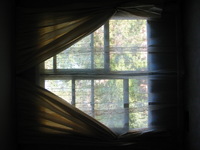 Canon PowerShot G3, 2006:09:17 09:30:33 -- 1/50 sec, f/2.8.  No Flash, Auto.2272x1704 Red-Eye Reduction (Auto).