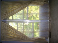 Canon PowerShot G3, 2006:09:17 09:30:45 -- 1/100 sec, f/4.0.  Flash, Compulsory, Red-Eye Reduce.2272x1704 Red-Eye Reduction (On).