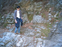 Canon PowerShot G3, 2006:12:29 15:34:01 -- 1/60 sec, f/2.0.  Flash, Auto, Red-Eye Reduce.2272x1704 Red-Eye Reduction (Auto).