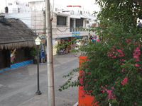 Canon PowerShot A710 IS, 2007:12:24 17:15:30 -- 1/60 sec, f/2.8.  Flash, Auto, Red-Eye Reduce.3072x2304 Red-Eye Reduction (Auto).