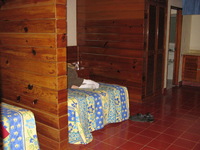 Canon PowerShot A710 IS, 2007:12:24 17:16:00 -- 1/60 sec, f/2.8.  Flash, Auto, Red-Eye Reduce.3072x2304 Red-Eye Reduction (Auto).