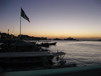 Canon PowerShot A710 IS, 2007:12:24 17:32:33 -- 1/60 sec, f/2.8.  No Flash, Compulsory.3072x2304 Off.