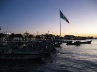 Canon PowerShot A710 IS, 2007:12:24 17:33:15 -- 1/40 sec, f/2.8.  No Flash, Compulsory.3072x2304 Off.