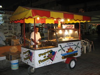 Canon PowerShot A710 IS, 2007:12:26 17:16:50 -- 1/60 sec, f/2.8.  Flash, Auto, Red-Eye Reduce.3072x2304 Red-Eye Reduction (Auto).