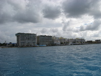 Canon PowerShot A710 IS, 2007:12:29 14:02:42 -- 1/1250 sec, f/4.0.  No Flash, Auto.3072x2304 Red-Eye Reduction (Auto).