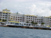 Canon PowerShot A710 IS, 2007:12:29 14:02:55 -- 1/800 sec, f/4.0.  No Flash, Auto.3072x2304 Red-Eye Reduction (Auto).