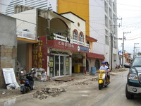 Canon PowerShot A710 IS, 2007:12:30 12:03:25 -- 1/400 sec, f/4.0.  No Flash, Auto.3072x2304 Red-Eye Reduction (Auto).