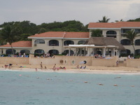 Canon PowerShot A710 IS, 2007:12:30 13:43:58 -- 1/400 sec, f/4.8.  No Flash, Auto.3072x2304 Red-Eye Reduction (Auto).