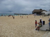 Canon PowerShot A710 IS, 2007:12:30 14:11:28 -- 1/800 sec, f/4.0.  No Flash, Auto.3072x2304 Red-Eye Reduction (Auto).