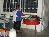 Canon PowerShot A710 IS, 2007:12:30 19:00:45 -- 1/60 sec, f/3.2.  Flash, Auto, Red-Eye Reduce.3072x2304 Red-Eye Reduction (Auto).