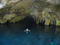 Canon PowerShot A710 IS, 2007:12:31 14:18:04 -- 1/60 sec, f/2.8.  Flash, Auto, Red-Eye Reduce.3072x2304 Red-Eye Reduction (Auto).