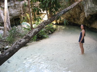 Canon PowerShot A710 IS, 2007:12:31 15:41:17 -- 1/60 sec, f/2.8.  No Flash, Auto.3072x2304 Red-Eye Reduction (Auto).