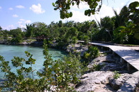 Canon EOS DIGITAL REBEL, 2007:12:25 13:43:54 -- 1/200 sec, f/8.0.  No Flash.3072x2048 Off.