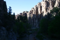 Canon EOS DIGITAL REBEL, 2009:04:29 20:04:49 -- 1/100 sec, f/5.6.  No Flash.3072x2048 Off.