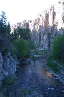 Canon EOS DIGITAL REBEL, 2009:04:29 20:05:33 -- 1/40 sec, f/4.5.  No Flash.3072x2048 Off.