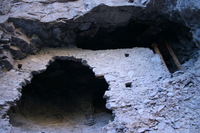 Canon EOS DIGITAL REBEL, 2009:04:29 20:07:11 -- 1/25 sec, f/3.5.  No Flash.3072x2048 Off.