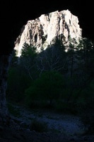 Canon EOS DIGITAL REBEL, 2009:04:29 20:09:15 -- 1/100 sec, f/5.6.  No Flash.3072x2048 Off.