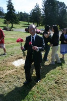 Canon EOS DIGITAL REBEL, 2009:10:03 14:39:18 -- 1/320 sec, f/11.0.  No Flash.3072x2048 Off.