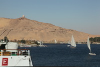 Canon EOS 5D Mark II, 2009:12:23 02:44:24 -- 1/400 sec, f/9.0.  No Flash, Compulsory.5616x3744 Off.