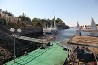 Canon EOS 5D Mark II, 2009:12:23 02:52:10 -- 1/160 sec, f/9.0.  No Flash, Compulsory.5616x3744 Off.