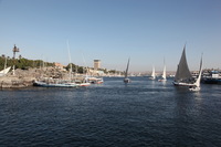 Canon EOS 5D Mark II, 2009:12:23 02:56:30 -- 1/200 sec, f/10.0.  No Flash, Compulsory.5616x3744 Off.