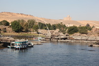 Canon EOS 5D Mark II, 2009:12:23 03:03:12 -- 1/400 sec, f/8.0.  No Flash, Compulsory.5616x3744 Off.