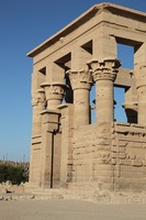 Canon EOS 5D Mark II, 2009:12:23 08:34:44 -- 1/400 sec, f/9.0.  No Flash, Compulsory.5616x3744 Off.