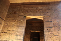 Canon EOS 5D Mark II, 2009:12:23 09:00:45 -- 1/25 sec, f/4.0.  No Flash, Compulsory.5616x3744 Off.