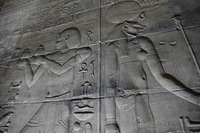 Canon EOS 5D Mark II, 2009:12:23 09:02:42 -- 1/13 sec, f/4.0.  No Flash, Compulsory.5616x3744 Off.