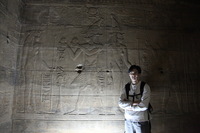 Canon EOS 5D Mark II, 2009:12:23 09:20:14 -- 1/25 sec, f/4.0.  No Flash, Compulsory.5616x3744 Off.