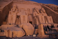 Canon EOS 5D Mark II, 2009:12:23 23:11:30 -- 1/20 sec, f/4.0.  No Flash, Compulsory.5616x3744 Off.