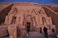 Canon EOS 5D Mark II, 2009:12:23 23:15:14 -- 1/25 sec, f/4.0.  No Flash, Compulsory.5616x3744 Off.