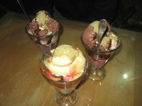 Canon PowerShot A590 IS, 2010:04:14 22:54:23 -- 1/60 sec, f/2.6.  Flash, Auto, Red-Eye Reduce.3264x2448 Red-Eye Reduction (Auto).