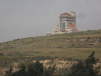 Canon PowerShot A590 IS, 2010:04:16 12:56:52 -- 1/320 sec, f/5.5.  No Flash, Auto.3264x2448 Red-Eye Reduction (Auto).