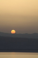 Canon EOS DIGITAL REBEL XSi, 2010:04:08 22:03:00 -- 1/200 sec, f/13.0.  Flash, Compulsory.3088x2056 External Flash.