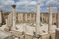 Canon EOS 5D Mark II, 2010:04:09 12:24:17 -- 1/400 sec, f/13.0.  No Flash, Compulsory.5616x3744 Off.