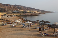 Canon EOS 5D Mark II, 2010:04:09 18:05:36 -- 1/250 sec, f/8.0.  No Flash, Compulsory.5616x3744 Off.