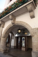 Canon EOS 5D Mark II, 2010:06:08 12:18:52 -- 1/80 sec, f/5.6.  No Flash, Compulsory.5616x3744 Off.