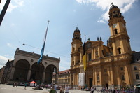 Canon EOS 5D Mark II, 2010:06:08 12:51:37 -- 1/200 sec, f/10.0.  No Flash, Compulsory.5616x3744 Off.