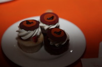 Canon EOS 5D Mark II, 2010:09:11 22:45:22 -- 1/60 sec, f/4.0.  Flash, Compulsory.5616x3744 External Flash.