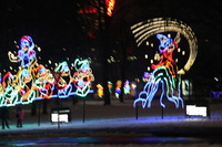 Canon EOS 5D Mark II, 2010:12:23 19:55:59 -- 1/25 sec, f/4.0.  No Flash, Compulsory.5616x3744 Off.