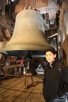 Canon EOS 5D Mark II, 2011:03:29 04:28:35 -- 1/8 sec, f/4.0.  No Flash, Compulsory.5616x3744 Off.